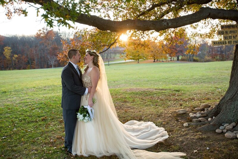 Reiman Photography, Red Barn at Hamphire College, Wedding, Rustic