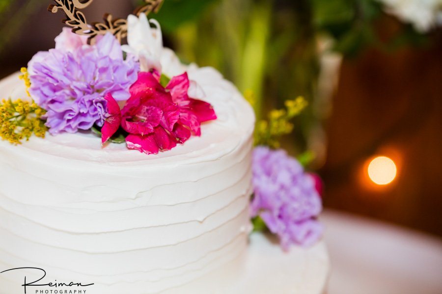 Rustic Wedding at Smith Barn in Peabody, Rustic Wedding, Wedding Photography, Wedding Photographer, Smith Barn Wedding Photographer, Smith Barn Wedding, Reiman Photography, Peabody Wedding Photographer