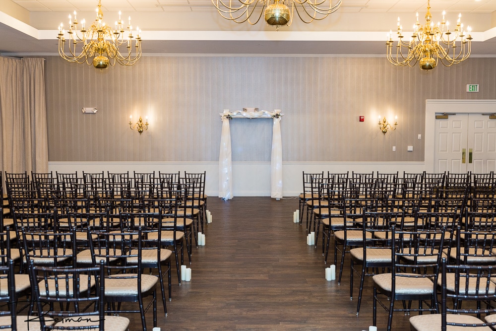 Chocksett Inn Wedding, Wedding Photographer, Wedding Photography, Chocksett Inn Preferred Vendor, Reiman Photography, Winter, December Wedding