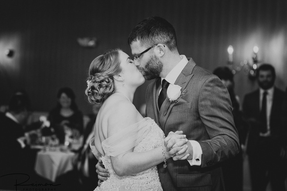 Chocksett Inn Wedding, Wedding Photographer, Wedding Photography, Chocksett Inn Preferred Vendor, Reiman Photography, Winter, December Wedding
