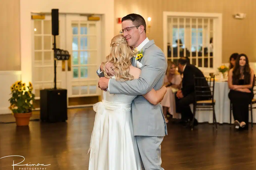 Chocksett Inn, Wedding, Summer, Sunflowers, Reiman Photography, Wedding Photographer, Wedding Photography