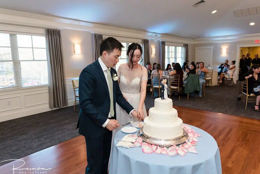 Spring Wedding at Butternut Farm Golf Club, Wedding, Butternut Farm Golf Club, Wedding Photographer, Wedding Photography, Reiman Photography, Spring