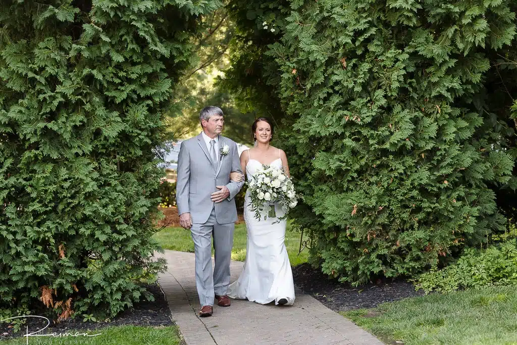 Chocksett Inn Wedding, Reiman Photography, Chocksett Inn, Sterling, MA, Summer Wedding, June, Worcester Wedding Photographer, Boston Wedding Photographer, Chocksett Inn Wedding Photographer