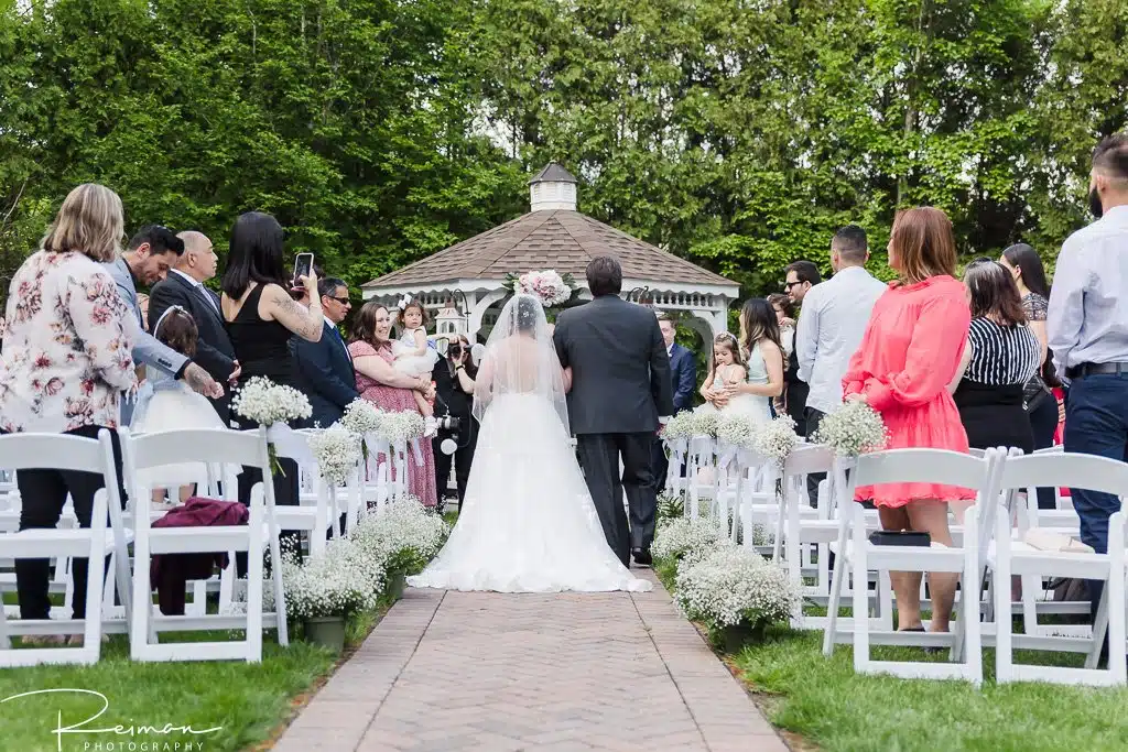 Chocksett Inn Wedding, Reiman Photography, Wedding, Chocksett Inn, Spring, May, Worcester Wedding Photographer, Boston Wedding Photographer, Chocksett Inn Wedding Photographer