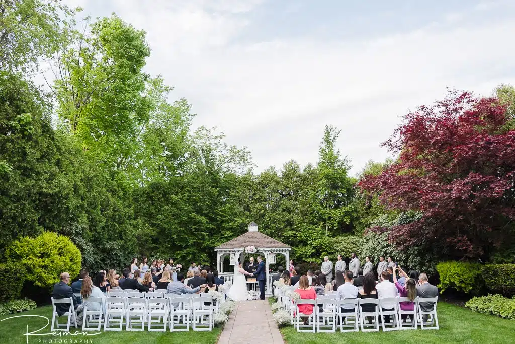 Chocksett Inn Wedding, Reiman Photography, Wedding, Chocksett Inn, Spring, May, Worcester Wedding Photographer, Boston Wedding Photographer, Chocksett Inn Wedding Photographer