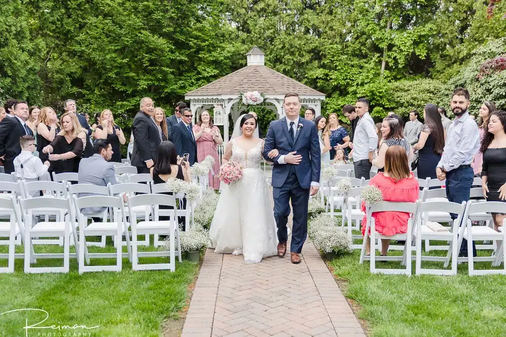 Chocksett Inn Wedding, Reiman Photography, Wedding, Chocksett Inn, Spring, May, Worcester Wedding Photographer, Boston Wedding Photographer, Chocksett Inn Wedding Photographer