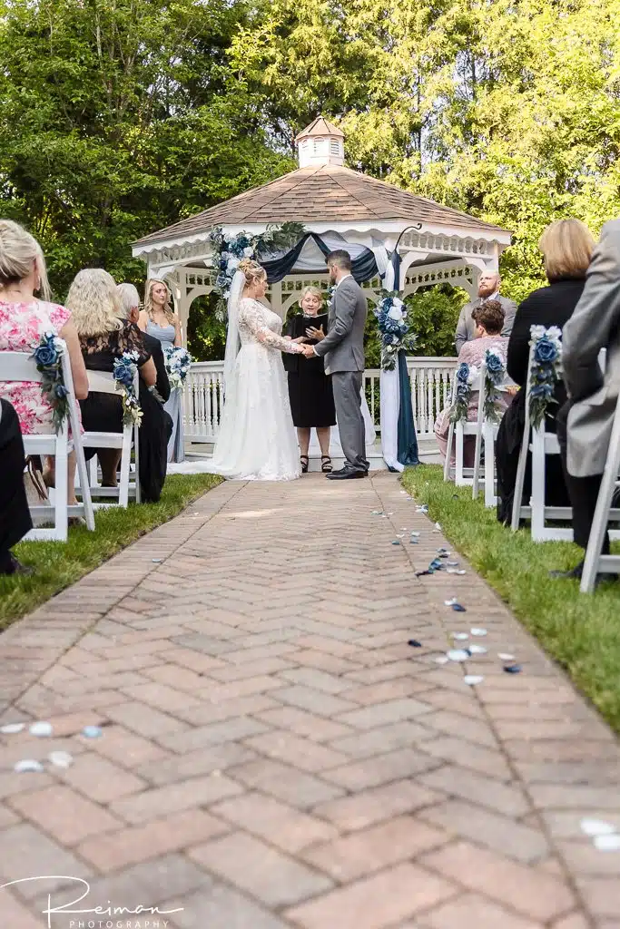 Chocksett Inn, Wedding, Reiman Photography, Wedding Photography, Wedding Photographer, Chocksett Inn Wedding, Spring Wedding, Sterling, MA