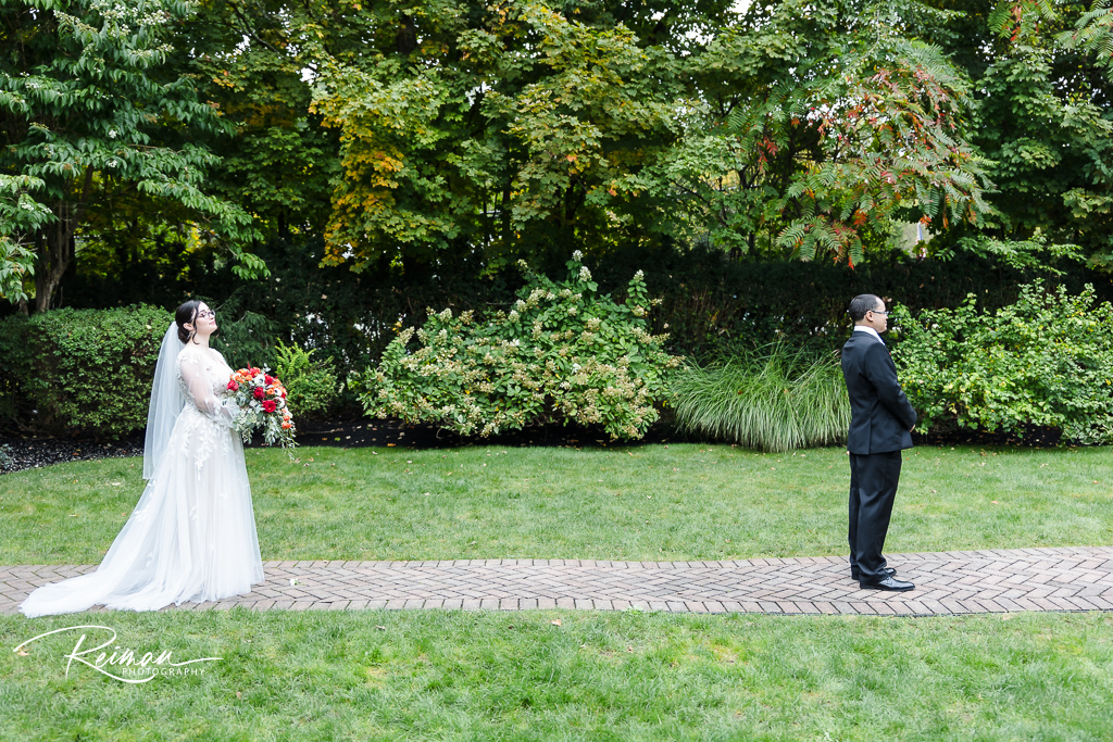 Chocksett Inn, Wedding, Fall Wedding, Chocksett Inn Wedding Photographer, Worcester Wedding Photographer, Boston Wedding Photographer, Reiman Photography Sterling Wedding Photographer