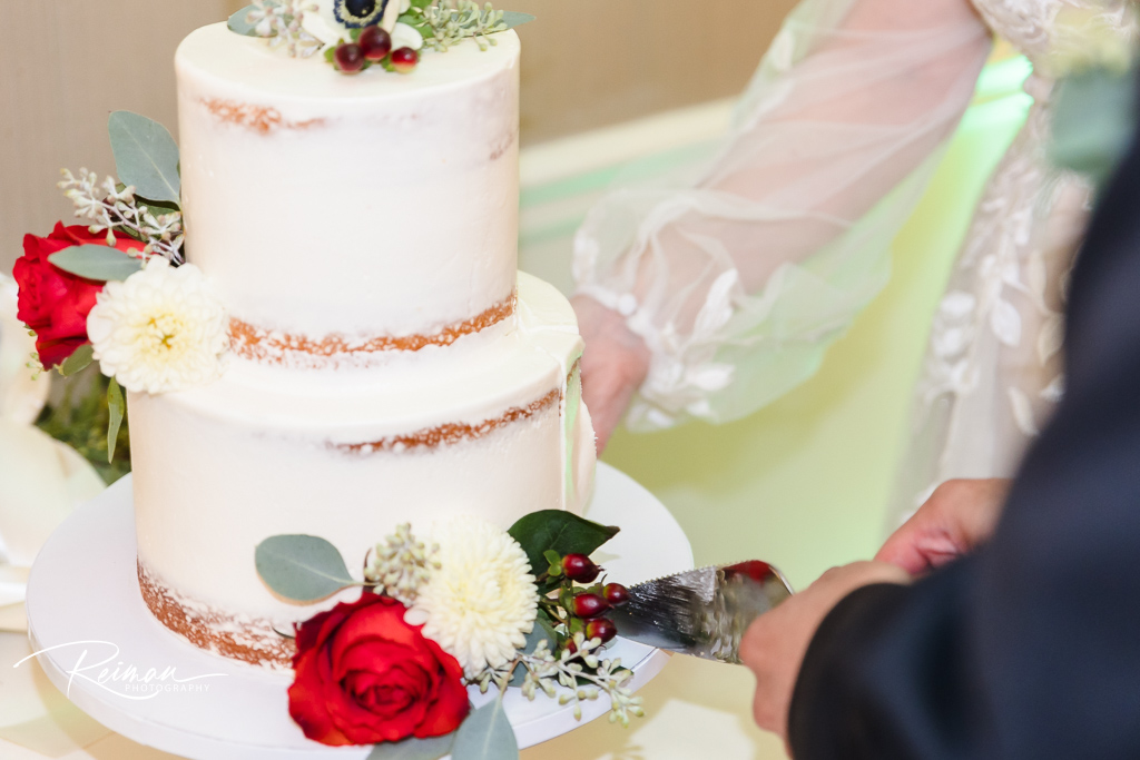 Chocksett Inn, Wedding, Fall Wedding, Chocksett Inn Wedding Photographer, Worcester Wedding Photographer, Boston Wedding Photographer, Reiman Photography Sterling Wedding Photographer