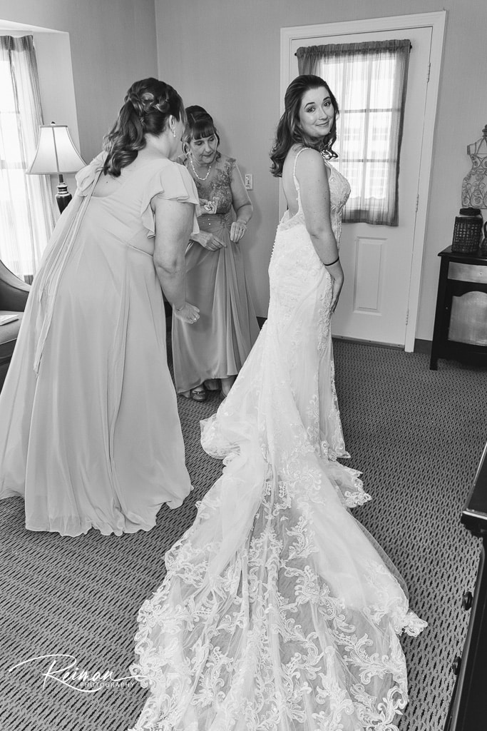 Chocksett Inn, Wedding, Early Spring Wedding, Chocksett Inn Wedding Photographer, Worcester Wedding Photographer, Boston Wedding Photographer, Reiman Photography Sterling Wedding Photographer
