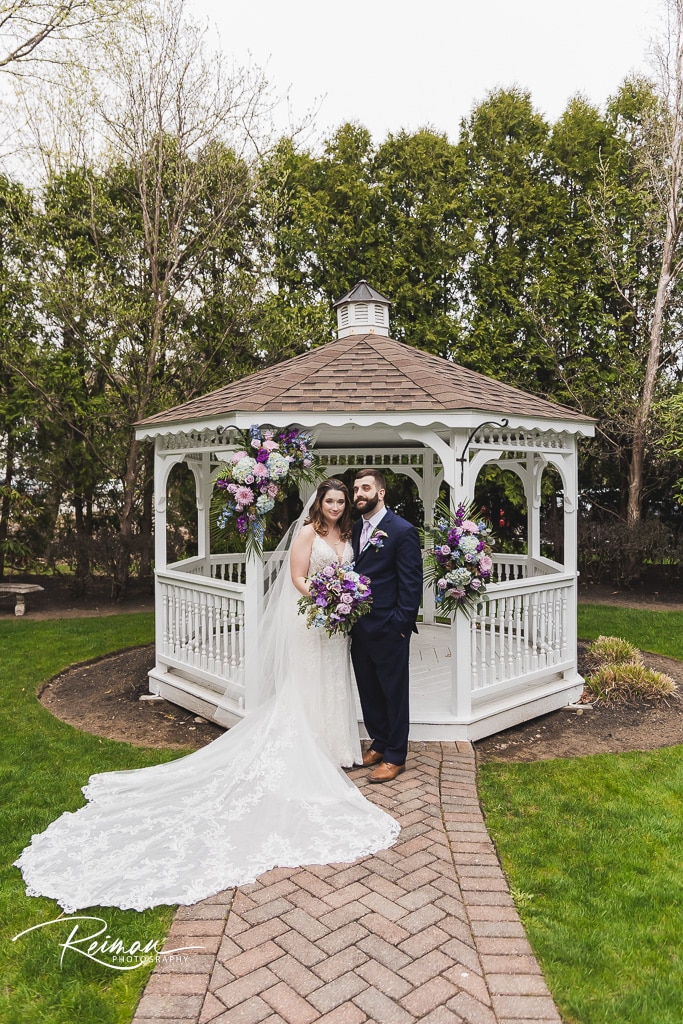 Chocksett Inn, Wedding, Early Spring Wedding, Chocksett Inn Wedding Photographer, Worcester Wedding Photographer, Boston Wedding Photographer, Reiman Photography Sterling Wedding Photographer

