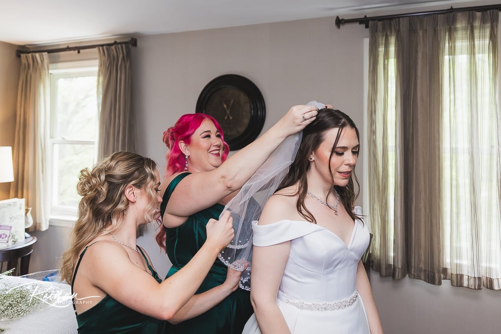 Chocksett Inn, Wedding, Spring Wedding, Chocksett Inn Wedding Photographer, Worcester Wedding Photographer, Boston Wedding Photographer, Reiman Photography Sterling Wedding Photographer