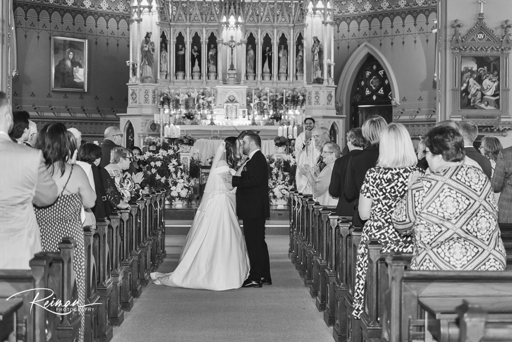 Chocksett Inn, Wedding, Spring Wedding, Chocksett Inn Wedding Photographer, Worcester Wedding Photographer, Boston Wedding Photographer, Reiman Photography Sterling Wedding Photographer